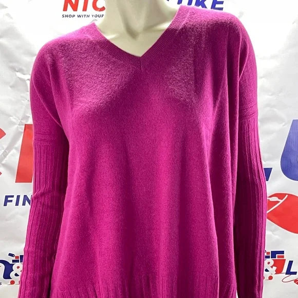 Naadam - Soft Collection. Women V-neck 100% Cashmere Sweater