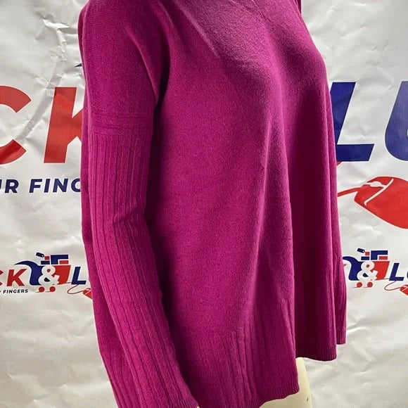 Naadam - Soft Collection. Women V-neck 100% Cashmere Sweater