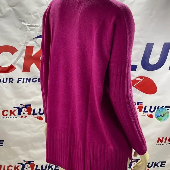 Naadam - Soft Collection. Women V-neck 100% Cashmere Sweater