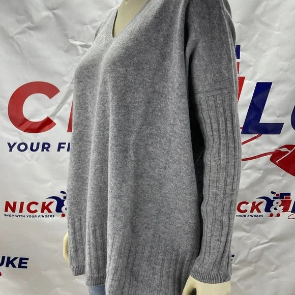 Women V-neck sweater from Naadam - “Soft Collection” 100% Mongolian cashmere