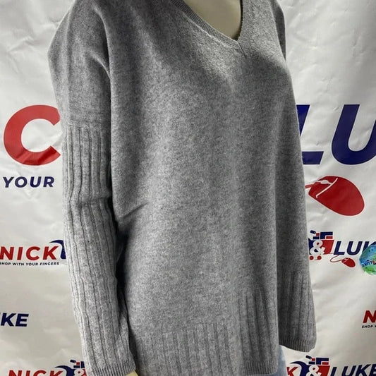 Women V-neck sweater from Naadam - “Soft Collection” 100% Mongolian cashmere